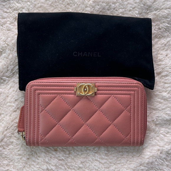 Pink Chanel Boy Wallet - Picture 1 of 9